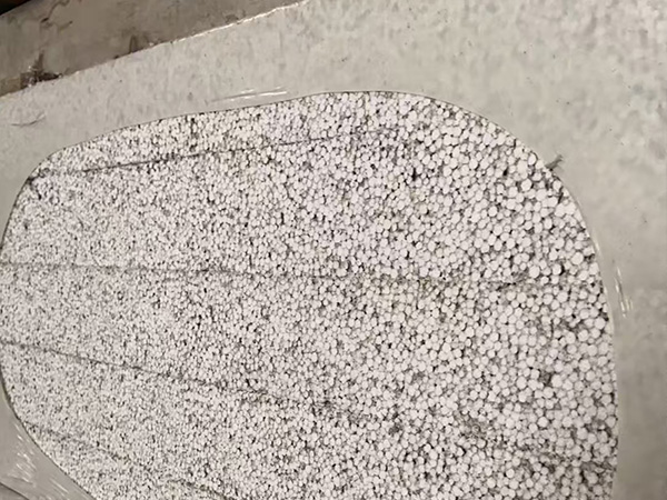 匀质板或挤氯乙烯泡沫板